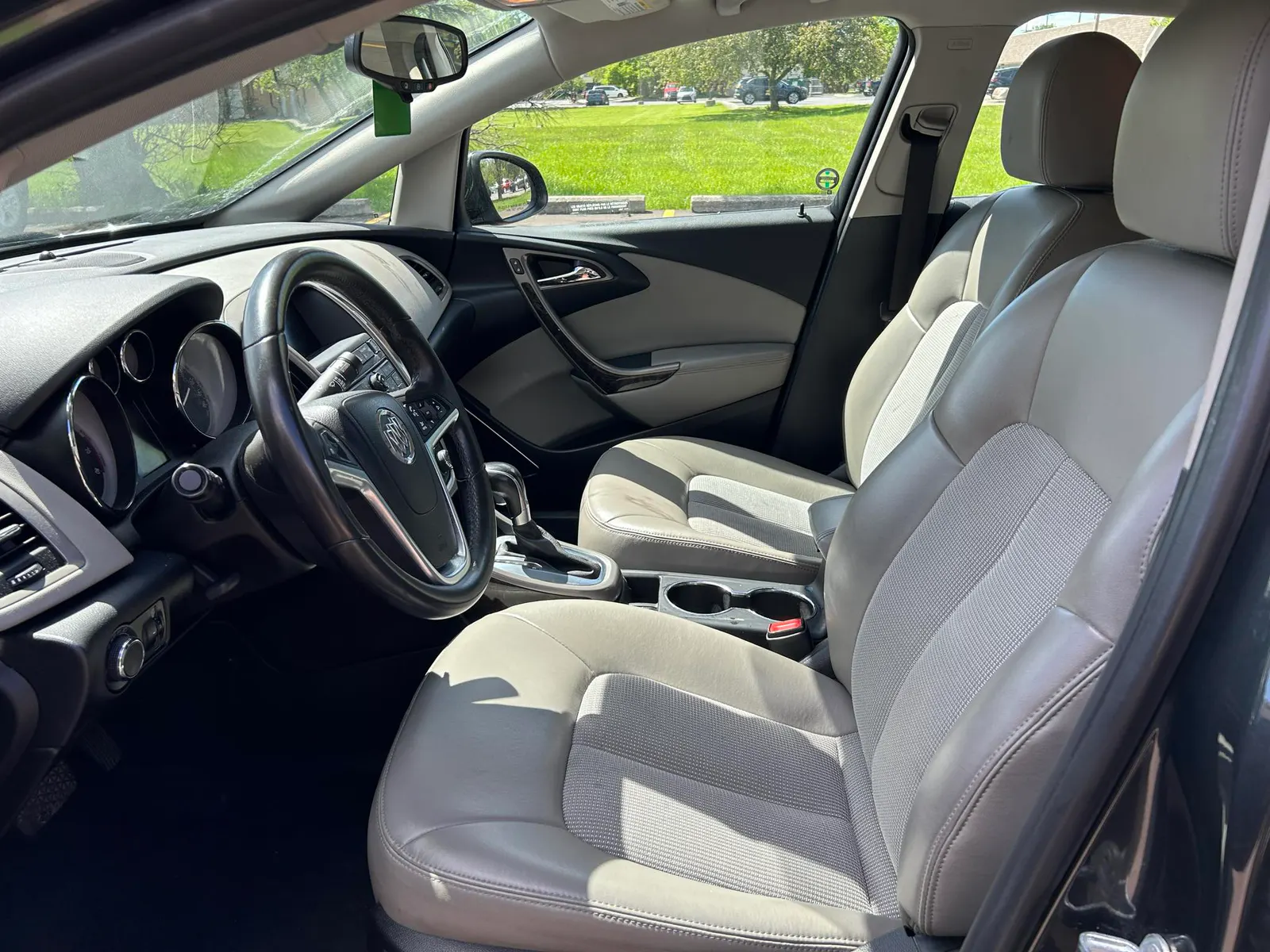 Buick Verano photo 6
