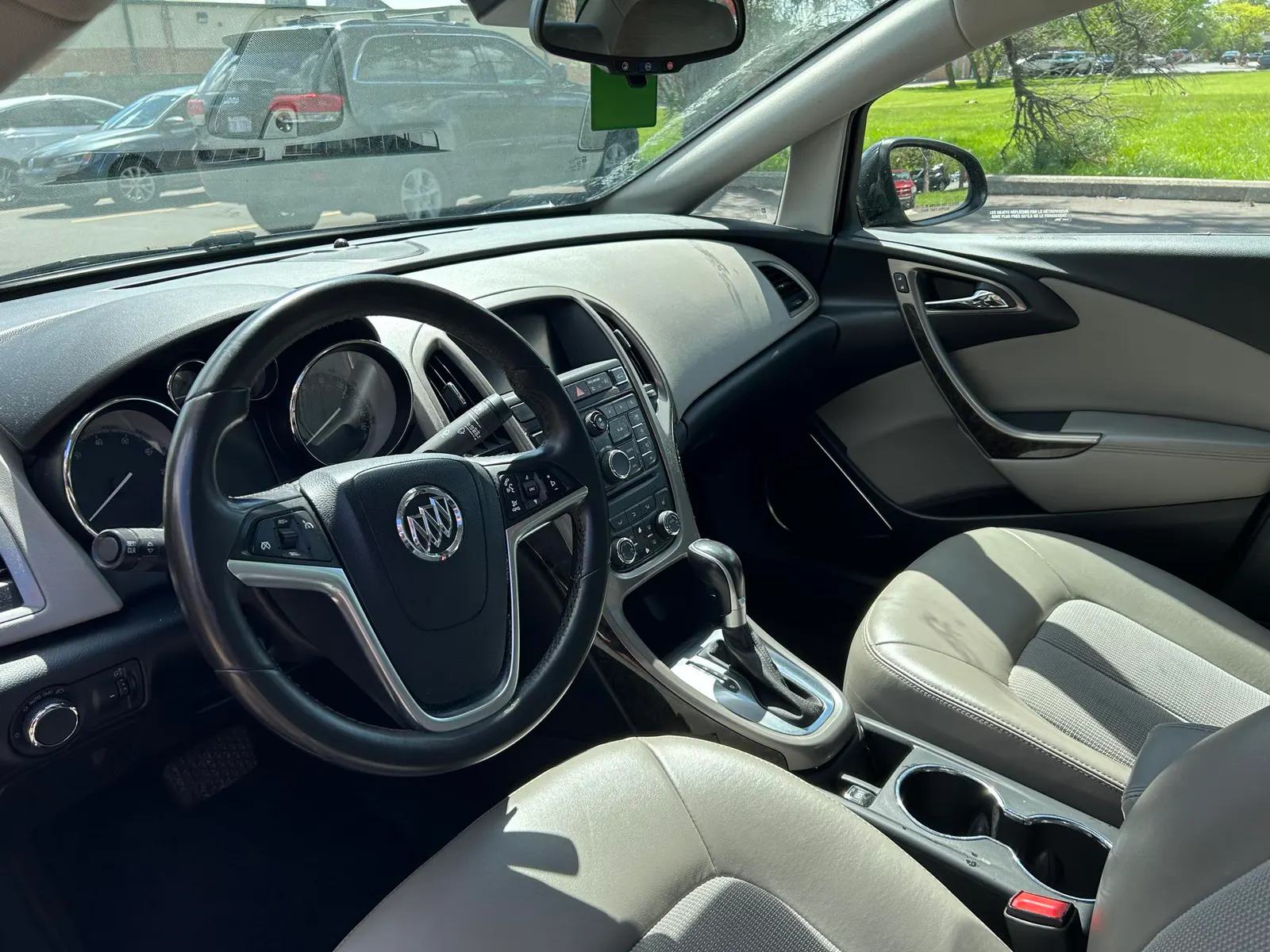 Buick Verano photo 7