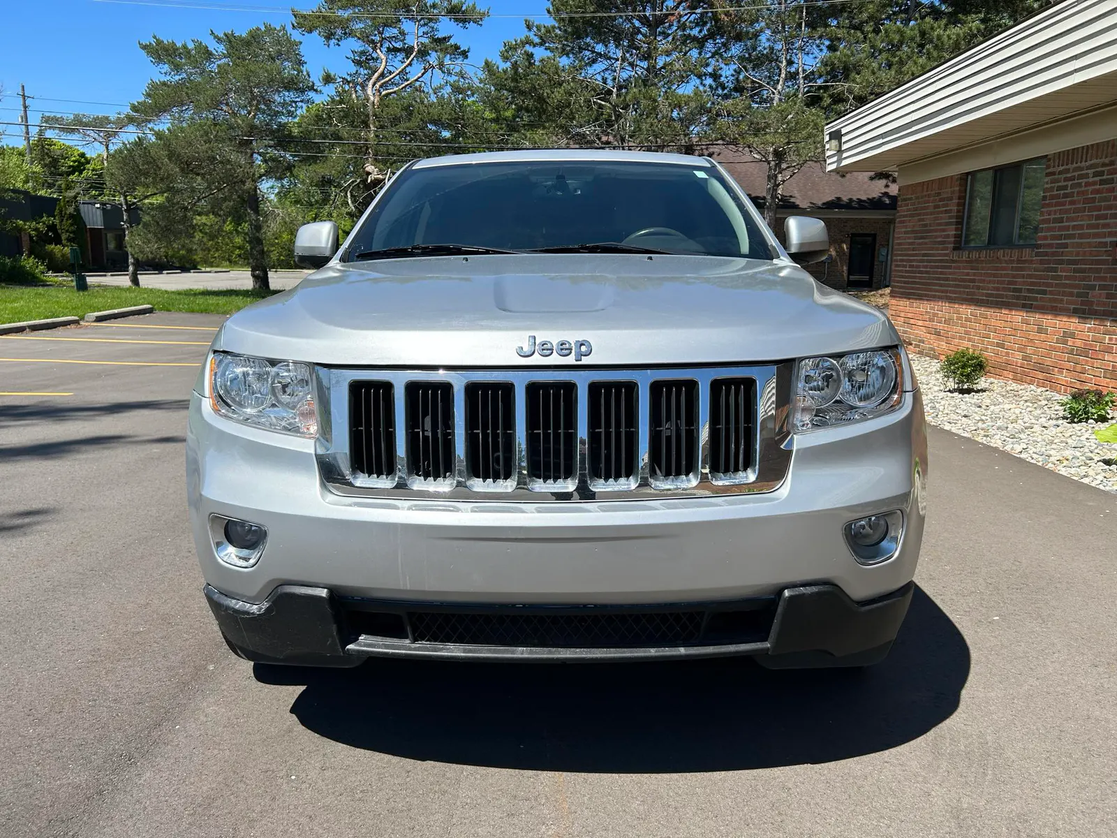 Chrysler Jeep Grand Cherokee photo 3