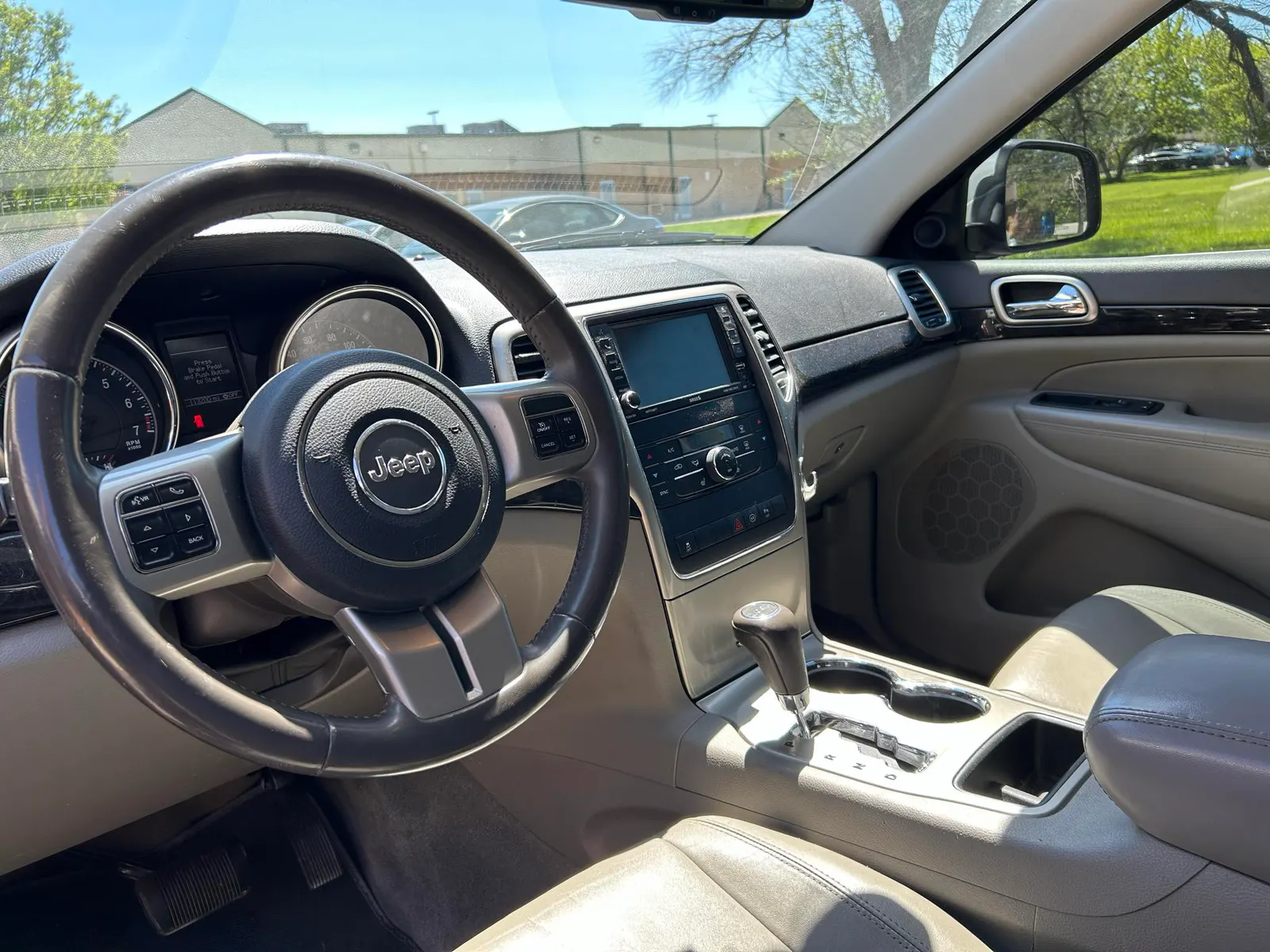 Chrysler Jeep Grand Cherokee photo 7