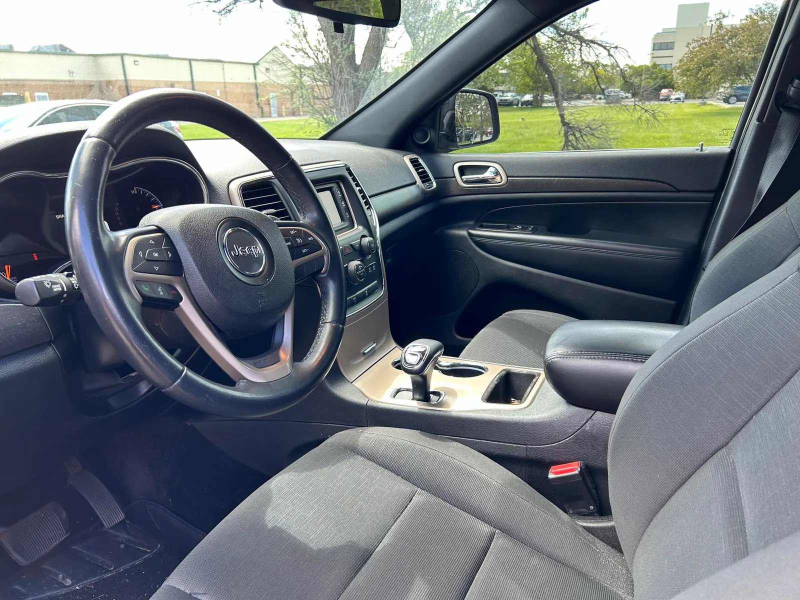 Chrysler Jeep Grand Cherokee photo 5
