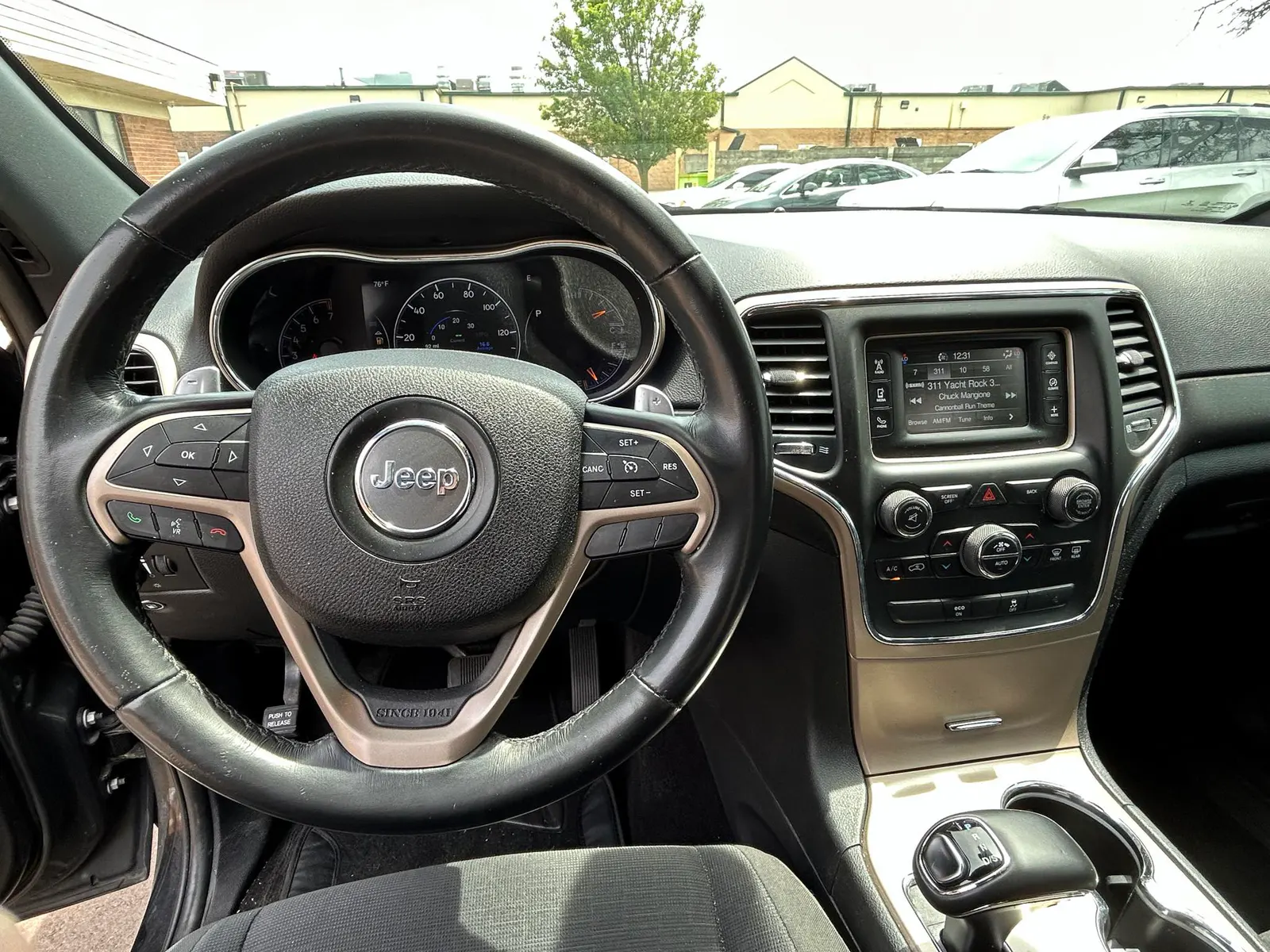 Chrysler Jeep Grand Cherokee photo 6