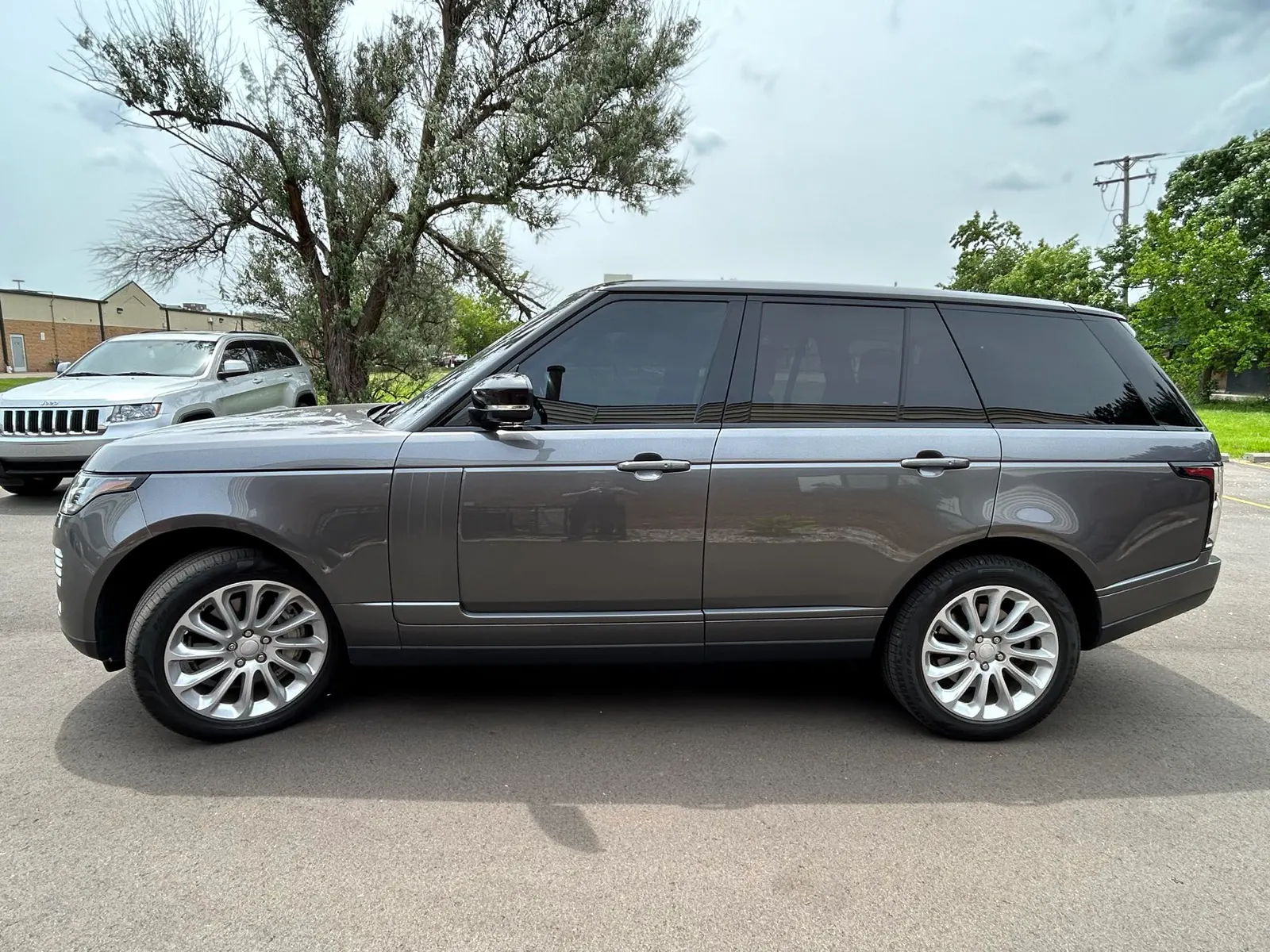 Land Rover Range Rover photo 3