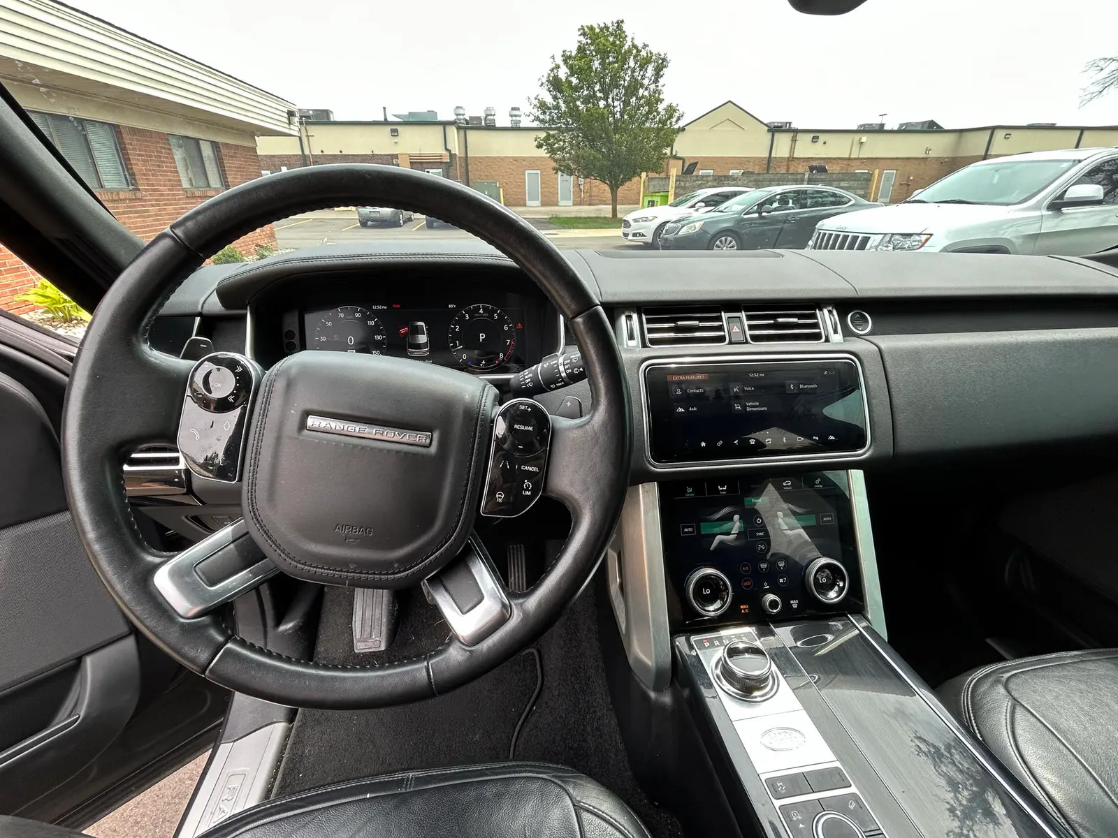 Land Rover Range Rover photo 6