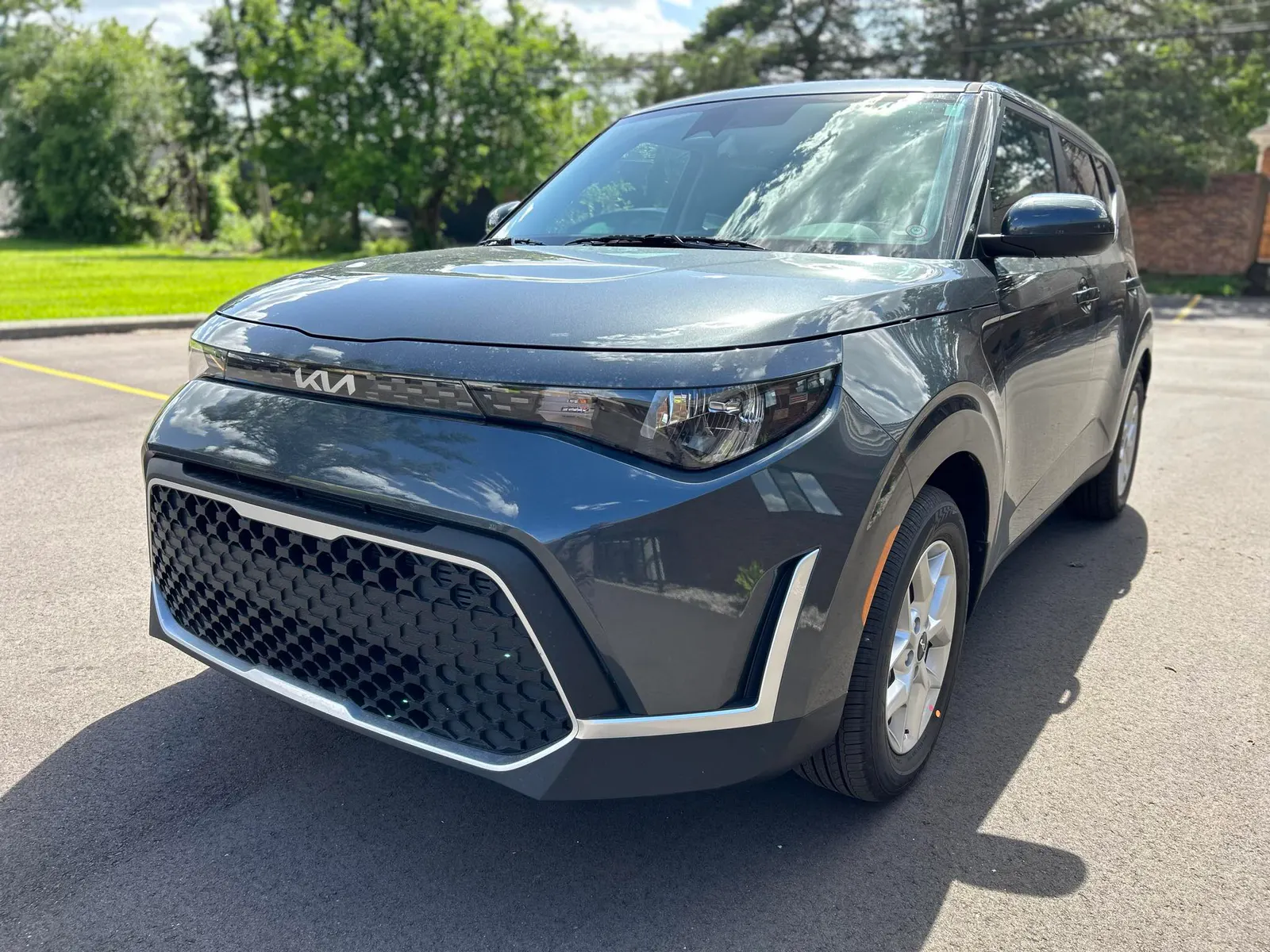 2024 Kia Soul photo 3