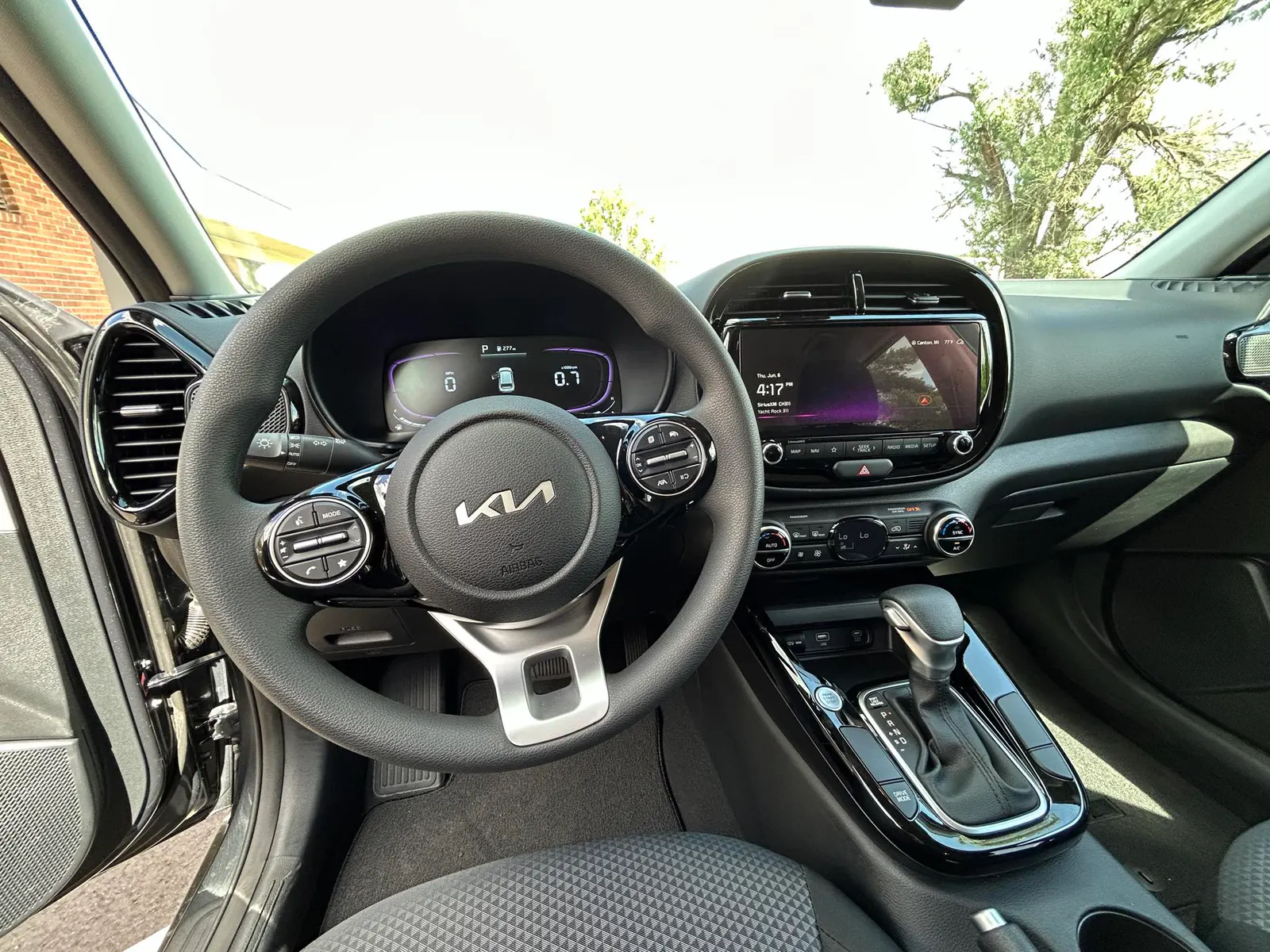 2024 Kia Soul photo 6