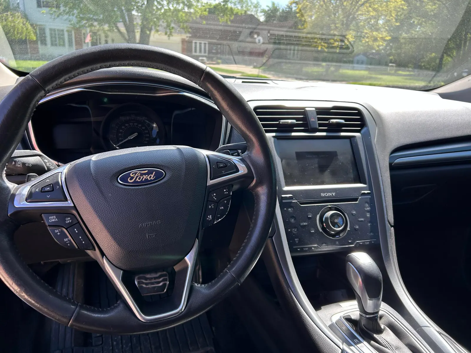 Ford Fusion photo 4