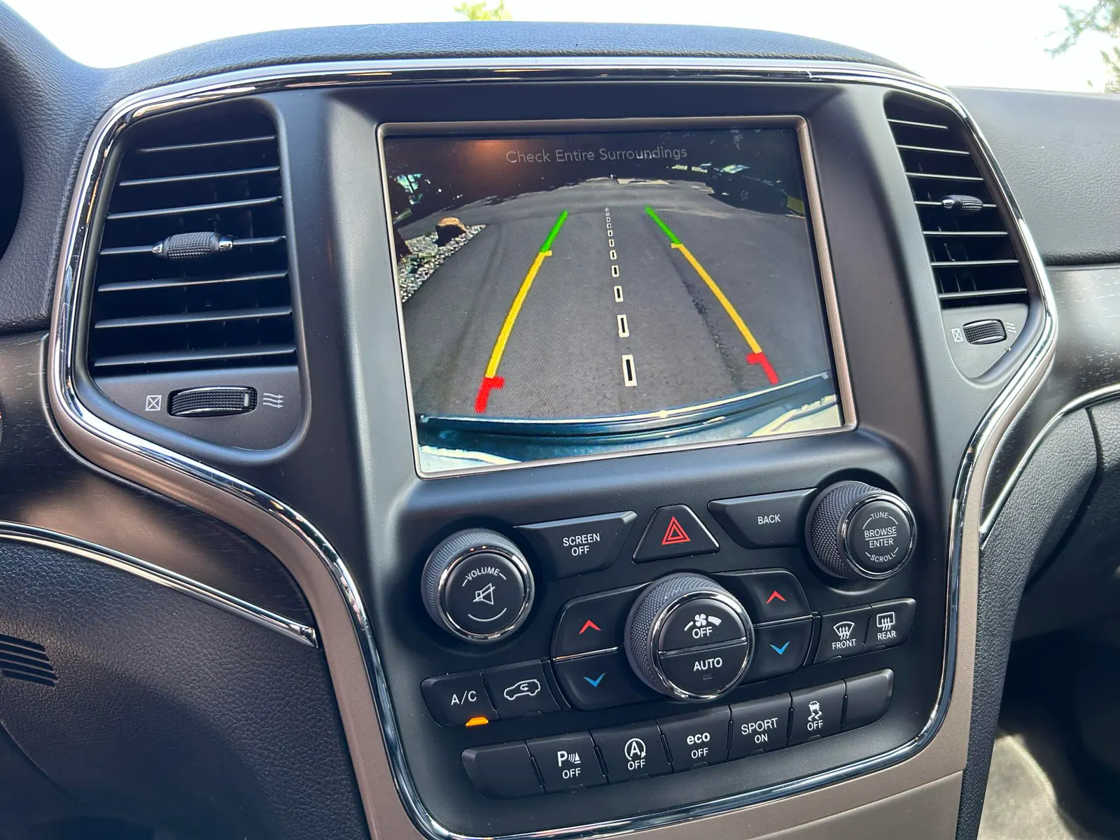 Chrysler Jeep Grand Cherokee photo 7