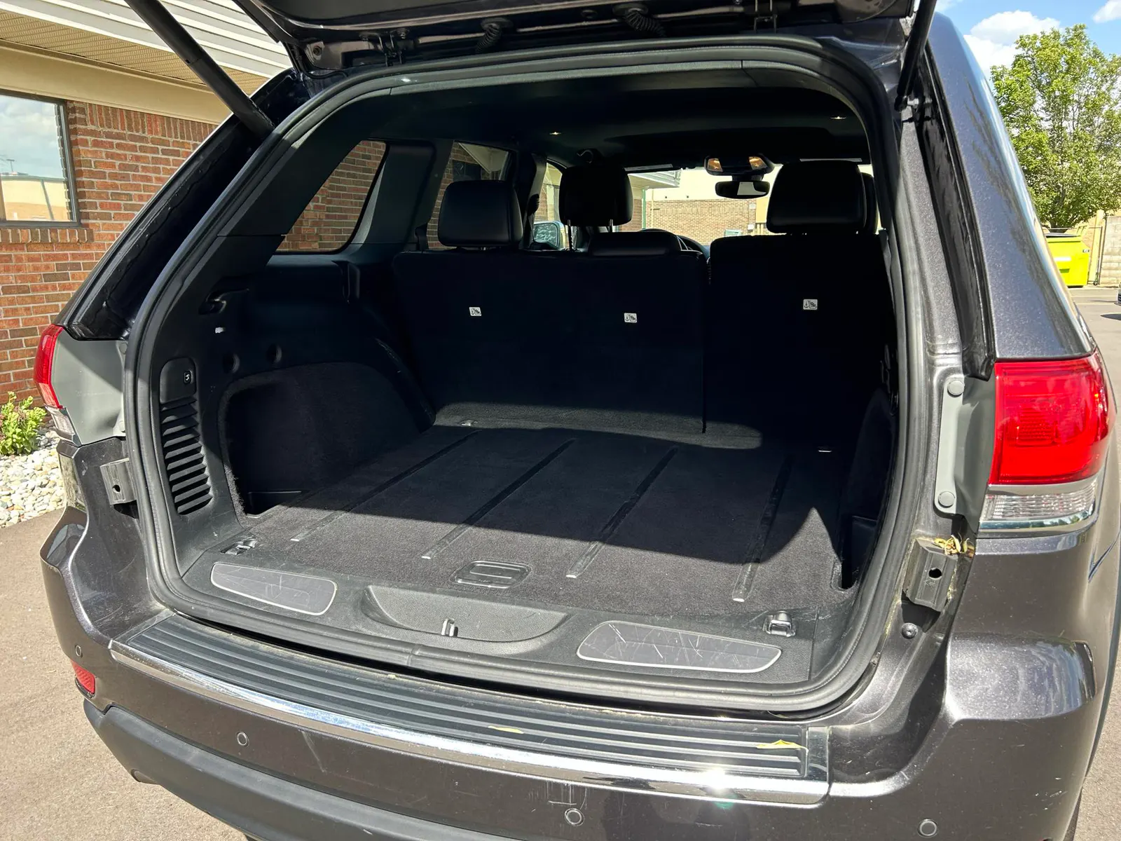 Chrysler Jeep Grand Cherokee photo 10