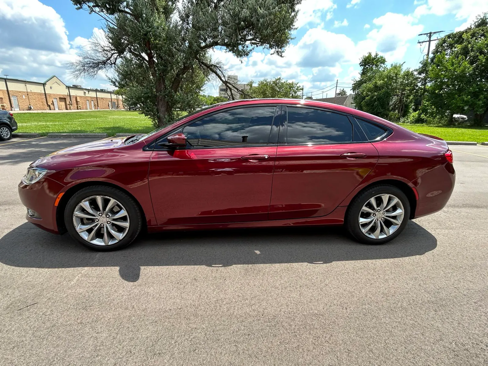 Chrysler 200 photo 3