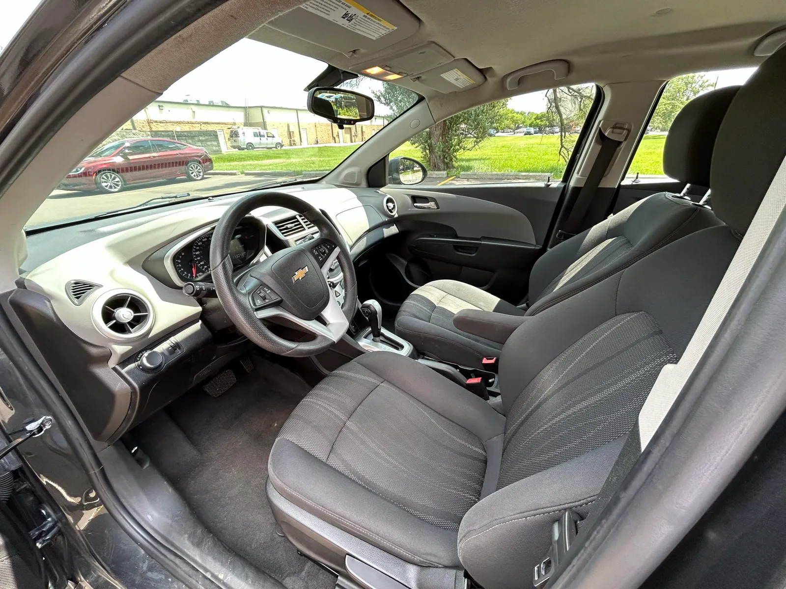 Chevrolet Sonic photo 4
