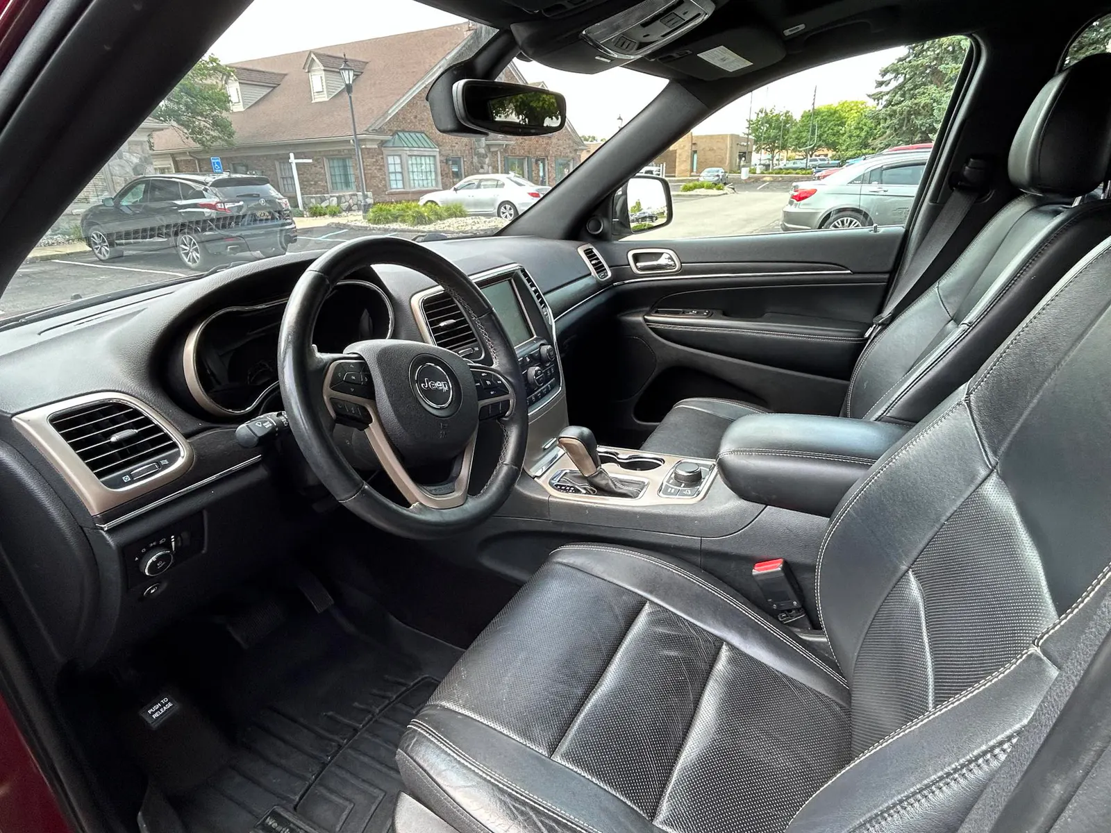 Chrysler Jeep Grand Cherokee photo 4