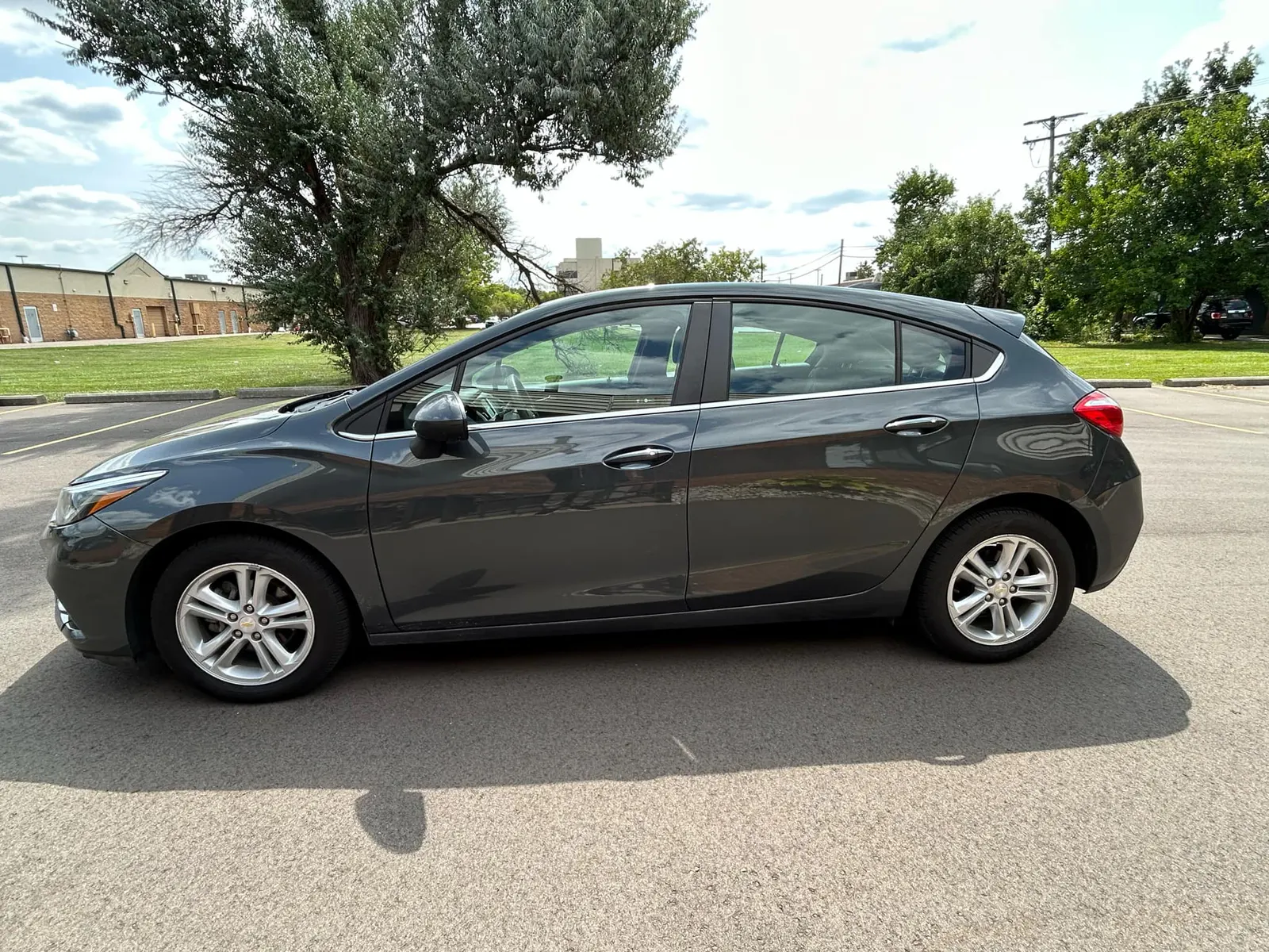 Chevrolet Cruze photo 3