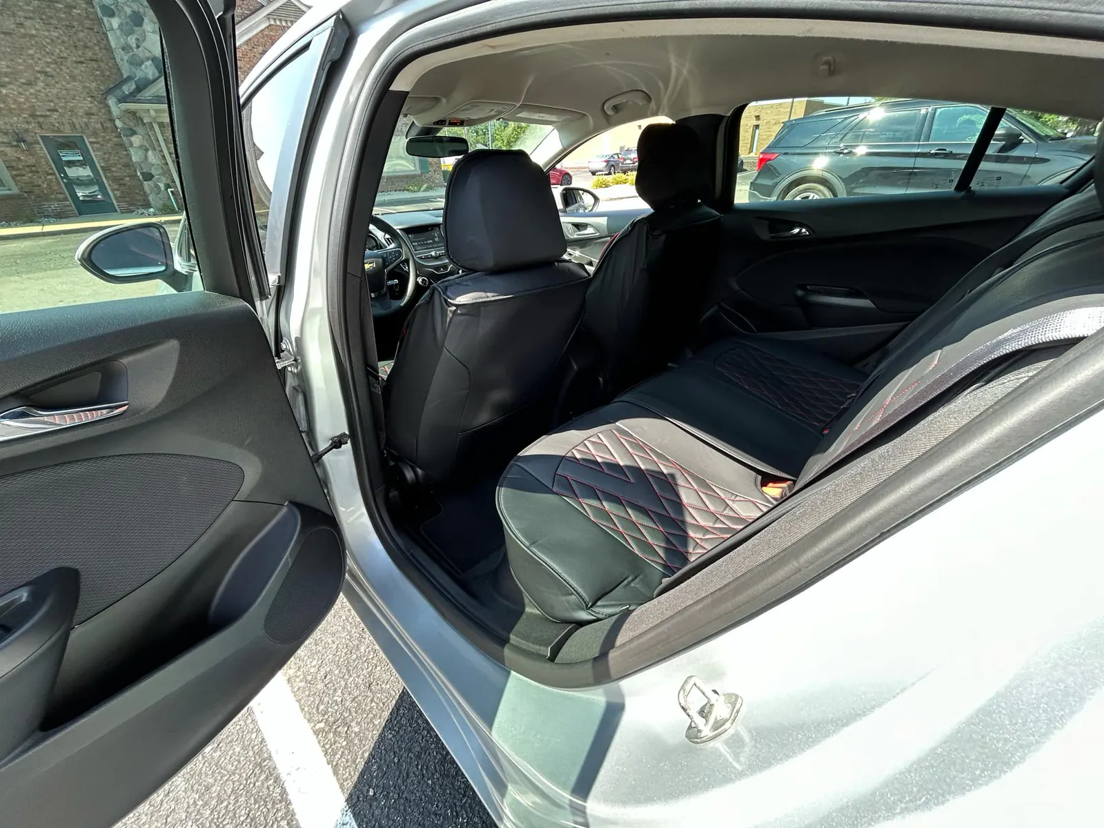Chevrolet Cruze photo 6
