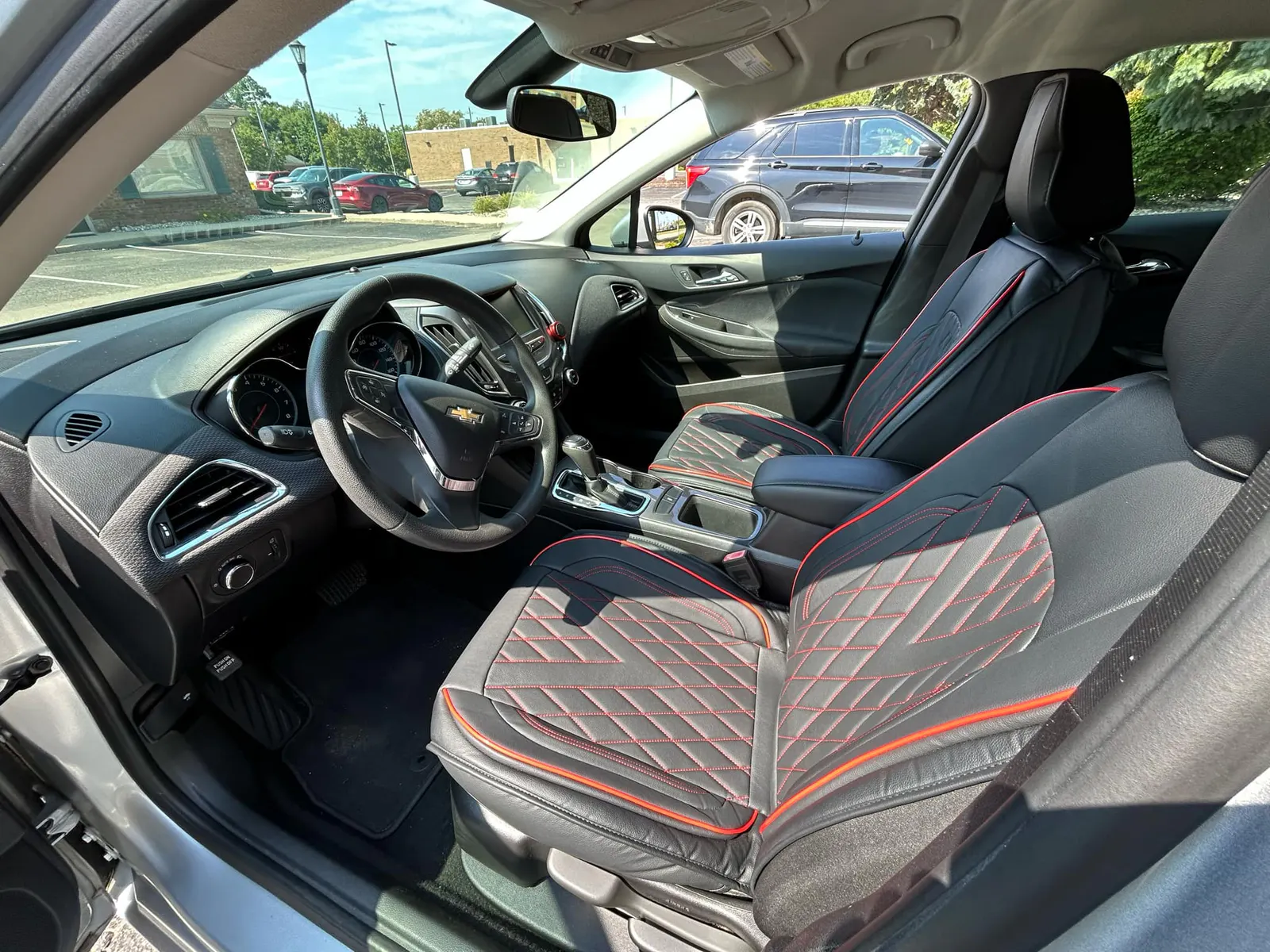 Chevrolet Cruze photo 4