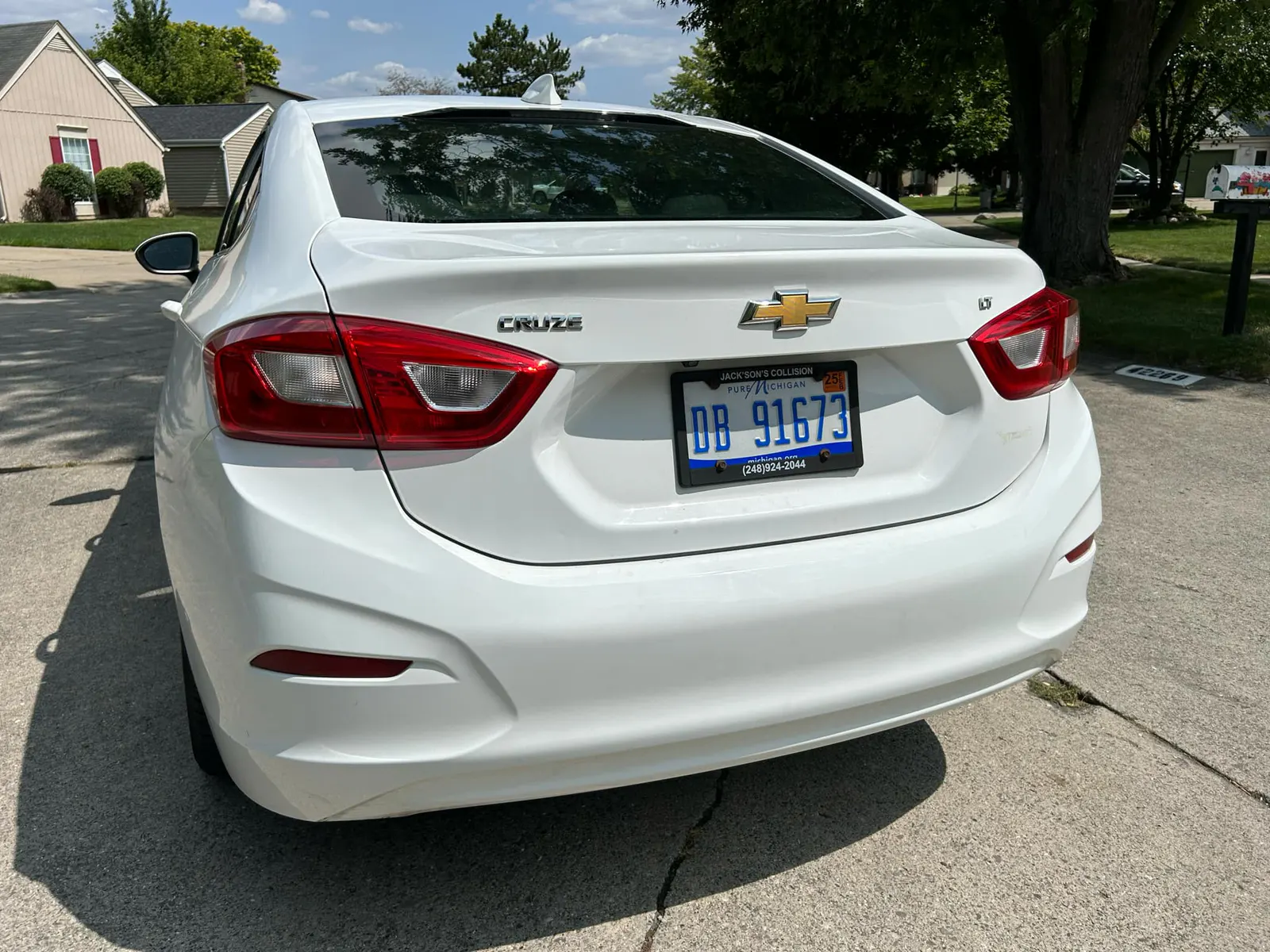 Chevrolet Cruze photo 8