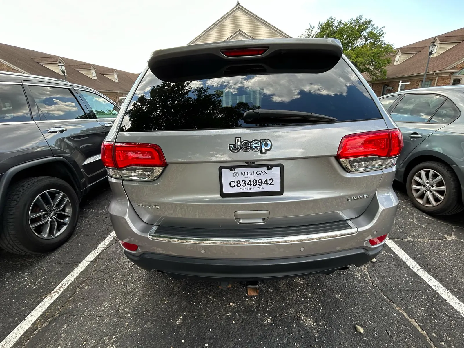 Chrysler Jeep Grand Cherokee photo 8