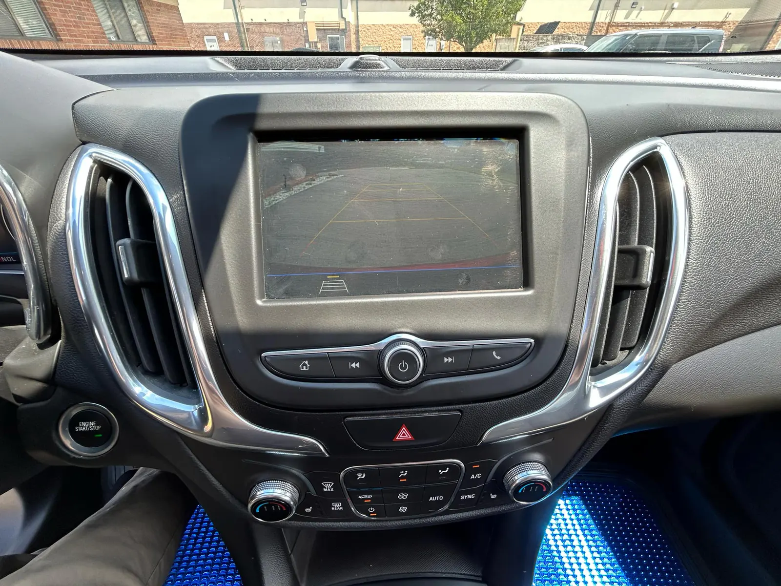 Chevrolet Equinox photo 6