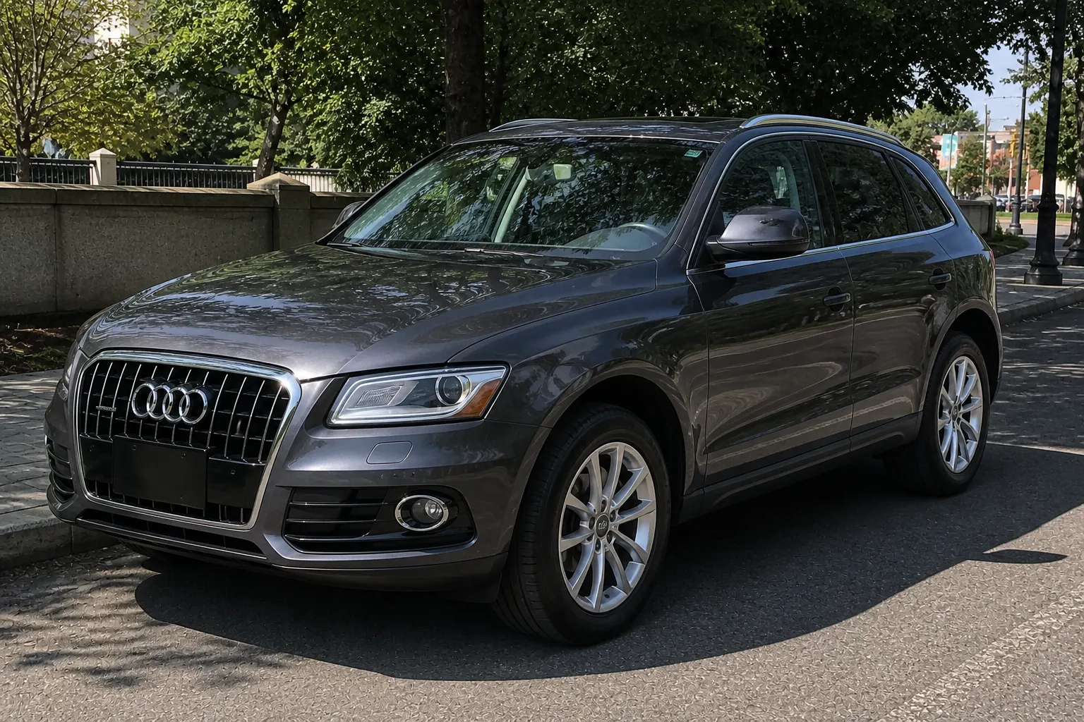 Audi Q5 photo 2