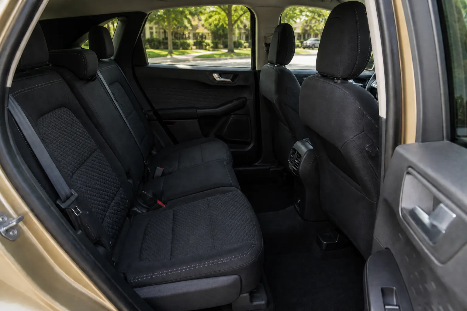 Ford Escape photo 4